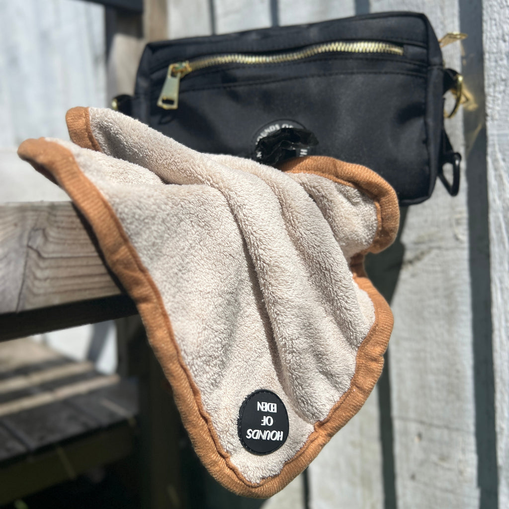 Mini Dog Towel + Clip, Dusty Pink & Green